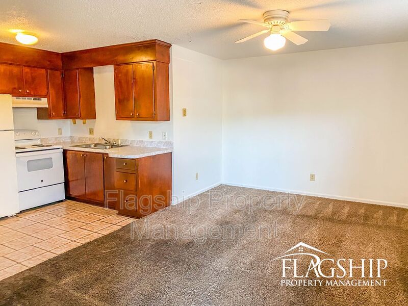 Request a Viewing for 707 Patton Circle, Apt 9 Tenant Turner