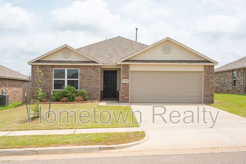 Yukon House: 9708 High Noon Road