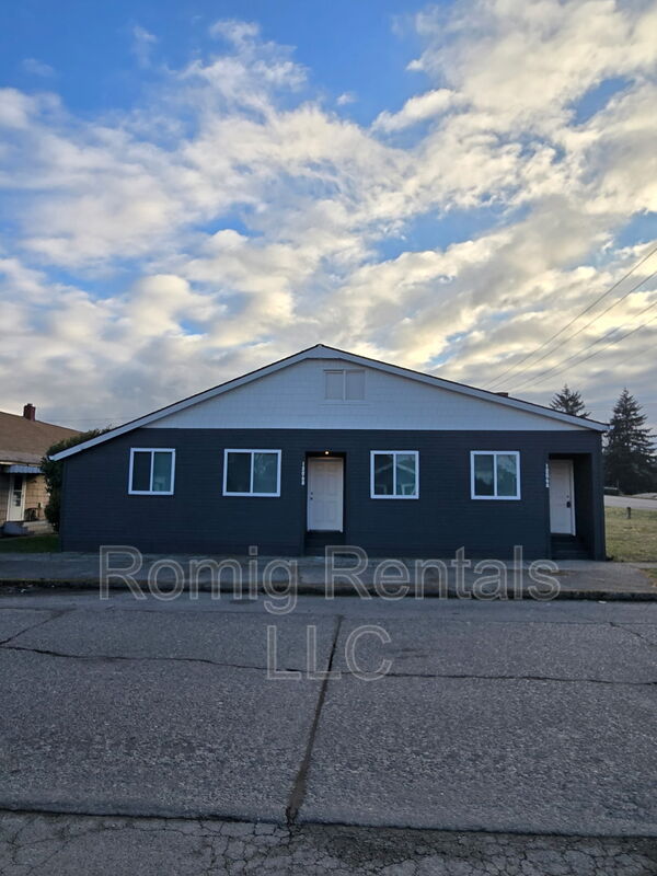 Centralia House: Cent- 1206 B Street