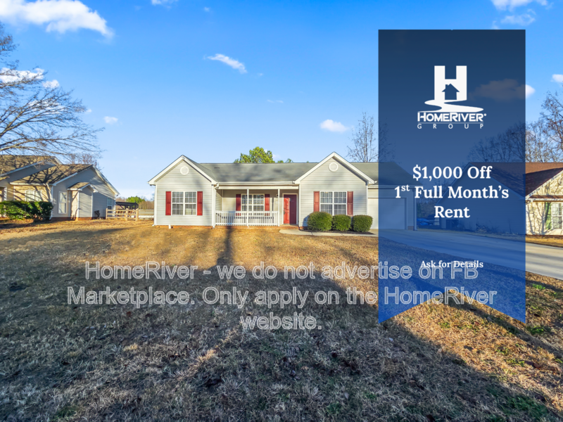 Matthews House: 627 White Oak Ln