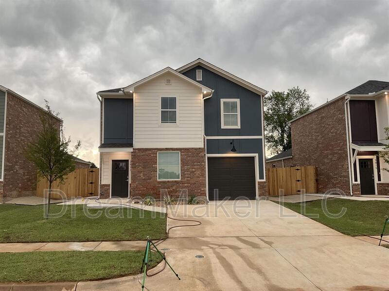 Norman House: 2811 Clifton Terrace