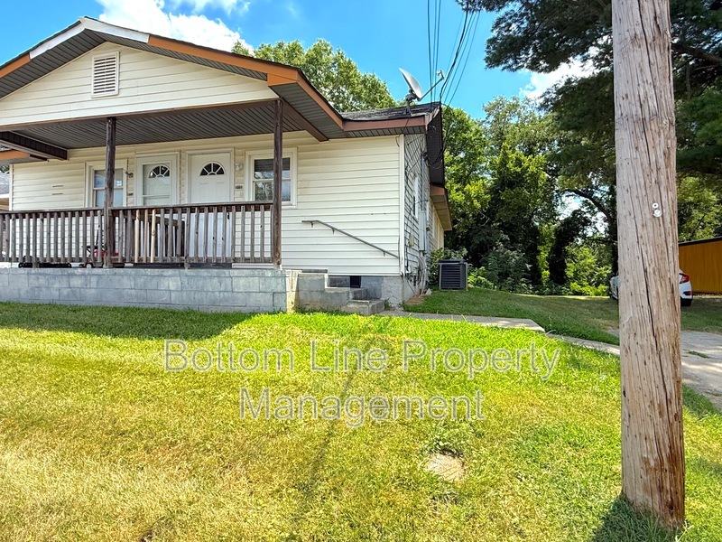 Gastonia Condo: 910 N Morris St.