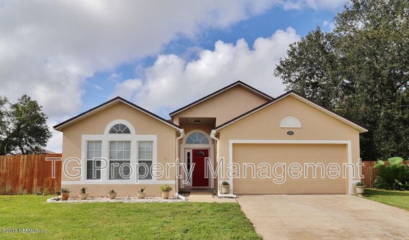 Jacksonville House: 11034 Englenook Drive