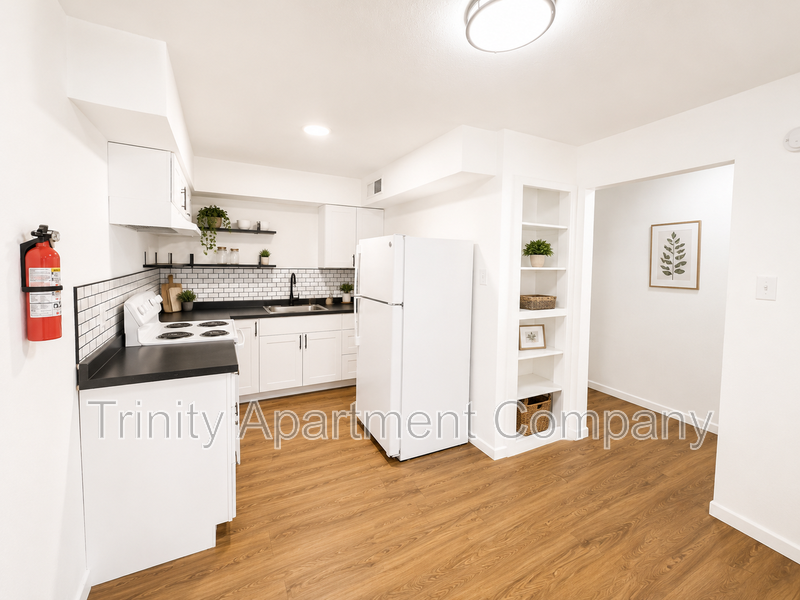 Albuquerque Condo: 636 640