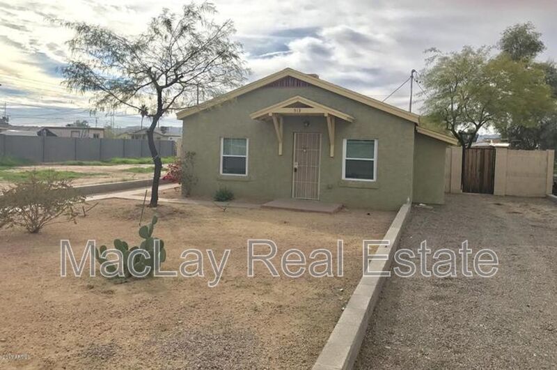 Phoenix House: 513 W Pima St