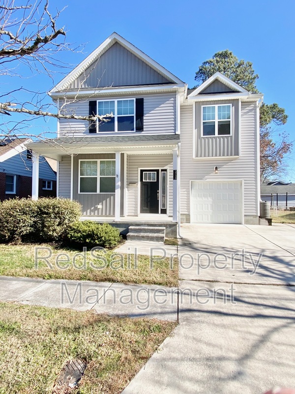 Norfolk House: 2758 McKann Ave