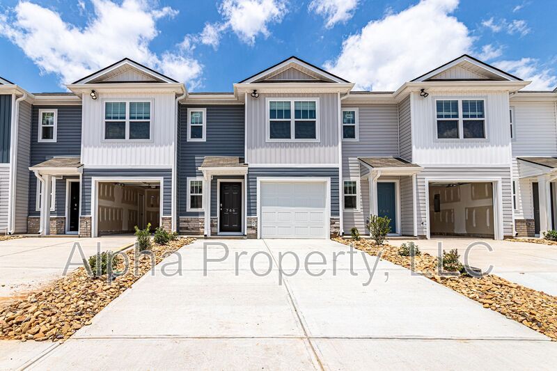 Greer House: 766 Embark Cir