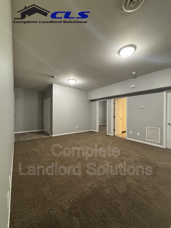 Terre Haute Condo: 1400 North Avenue - 119