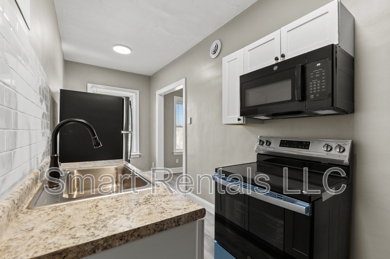 St. Louis Condo: 4523 Gravois Avenue - 204