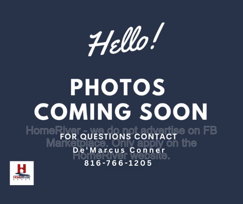 Country Club Hills House: 17849 John Ave