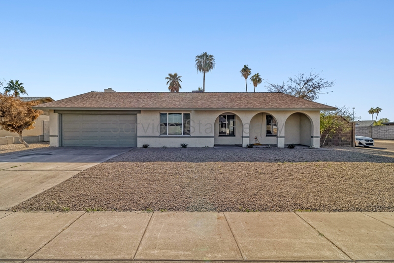 Tempe House: 2331 E Manhatton Dr
