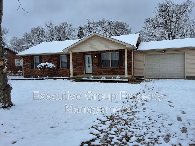 RADCLIFF House: 1800 PRESTON ST.