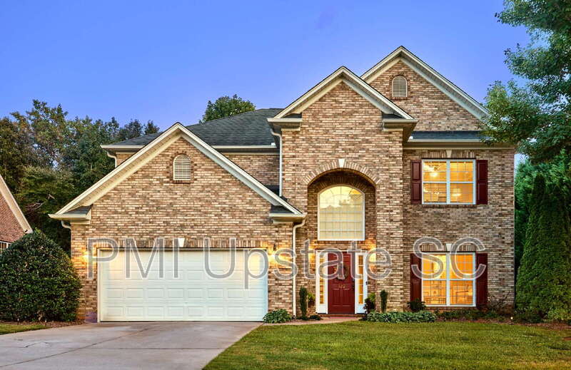 Greenville House: 120 Haddington Ln