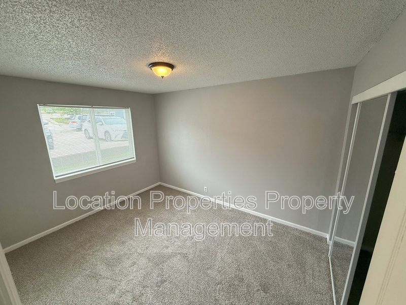 501 Colorado Street, Lawrence, Kansas rental photo 11 of 15