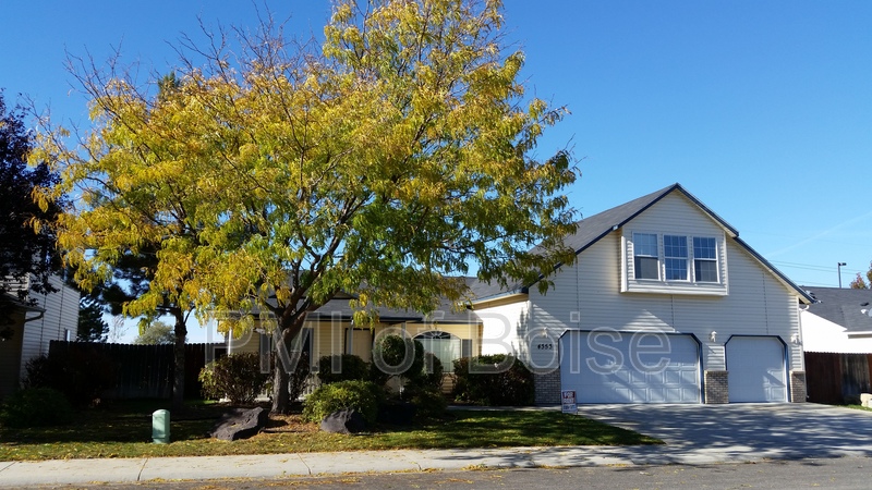 Boise House: 4353 S Wildbrook Ave