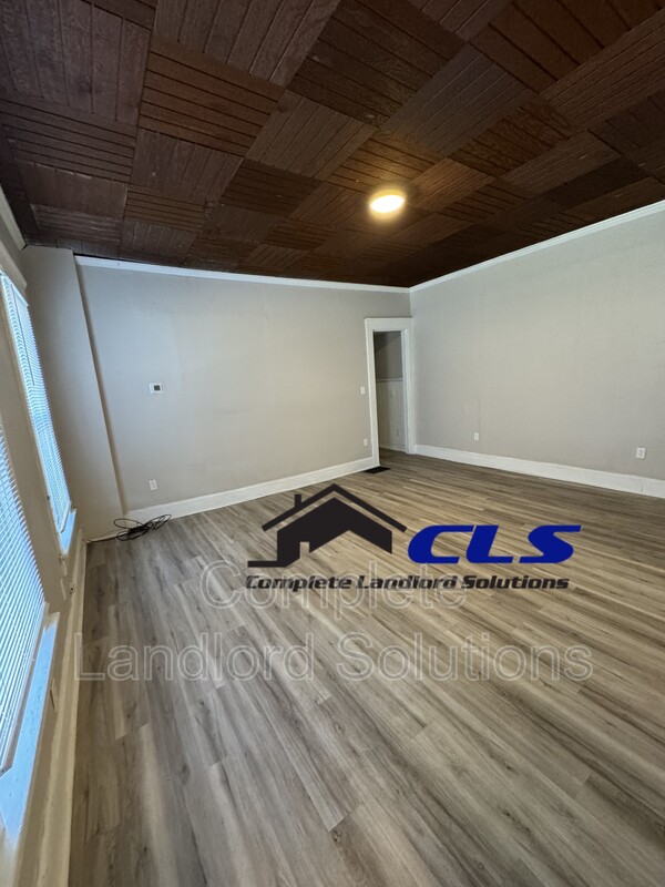 Terre Haute Condo: 700 South 8th Street - 1