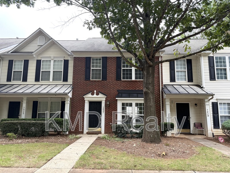 Charlotte Townhome: 7037 Flying Scotsman Drive