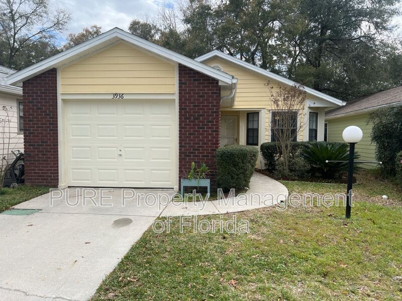 Ocala House: 3936 NE 21st Lane