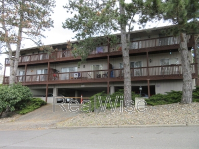 Vancouver Condo: 2022 E 6th St