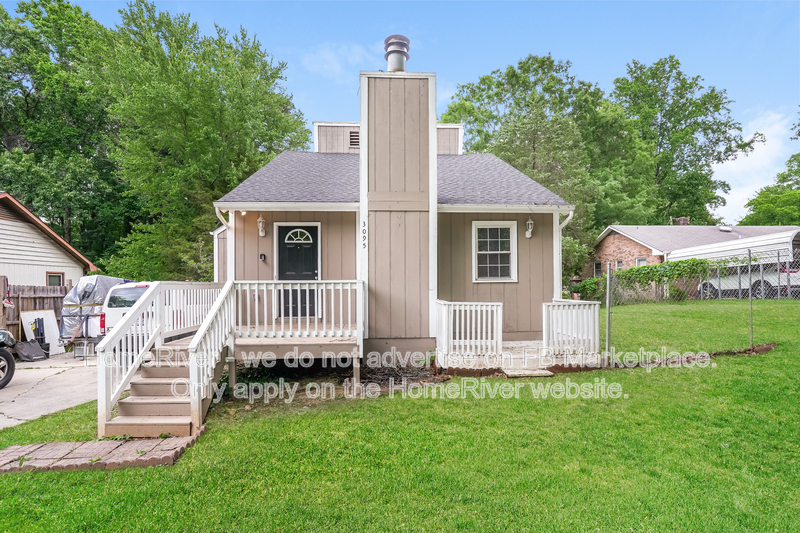 Winston Salem House: 3095 Buchanan St