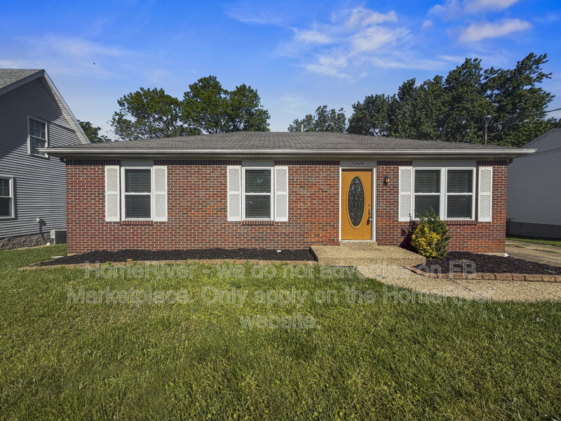 Louisville House: 12426 Somerset Dr