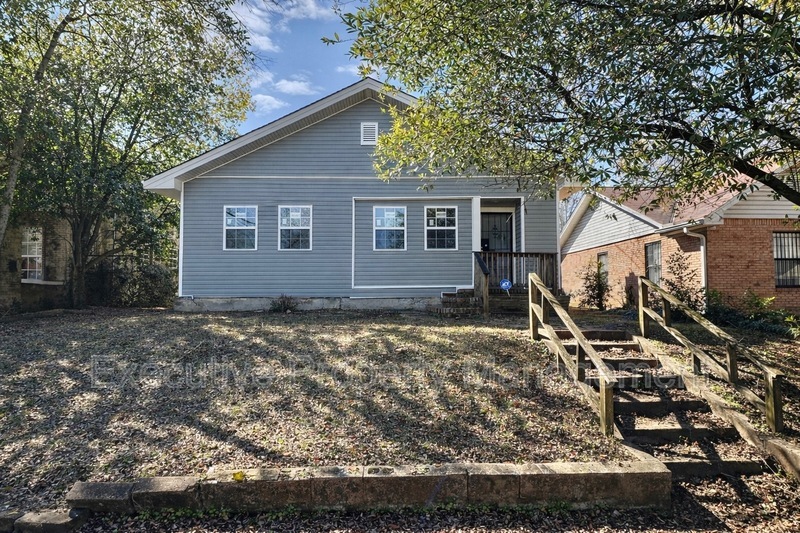 Fairfield House: 521 41st Street