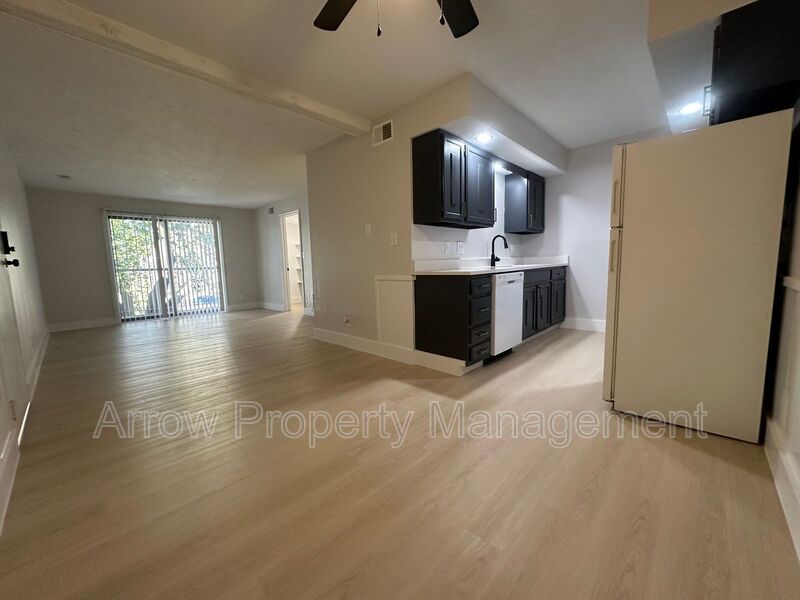 Lincoln Condo: 3331 Holdrege Street