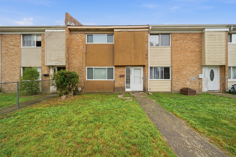 Virginia Beach Townhome: 3321 Rainier Court