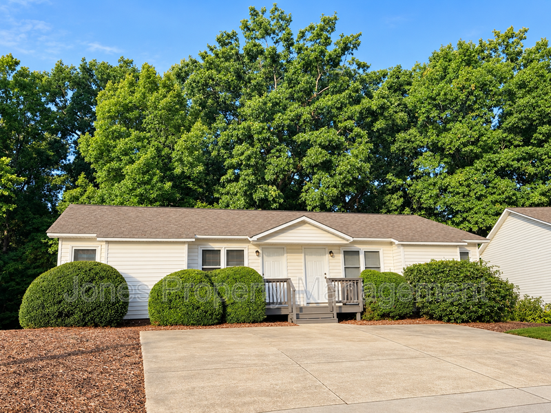 Kannapolis Condo: 2740 White Oak Lane