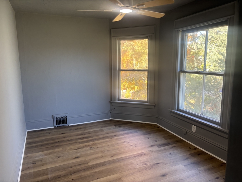 Cedar Rapids Condo: 1534 3rd Avenue Southeast - 3