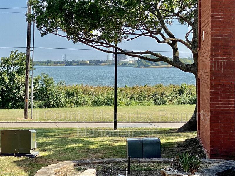 Garland House: 5901 Lake Hubbard Pkwy #168C