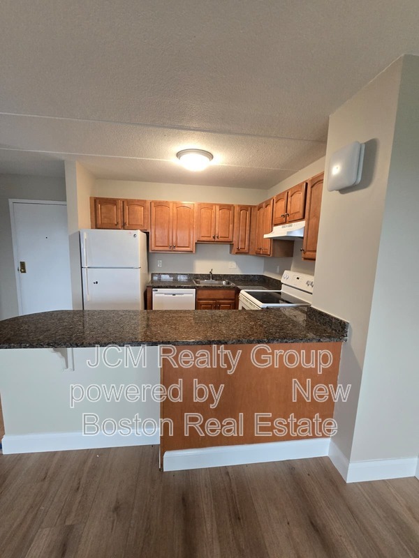 Lynn Condo: 80 Sagamore Street