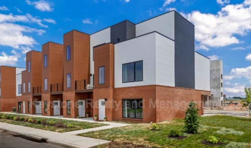 Clarksville Townhome: 2373 Pea Ridge Road