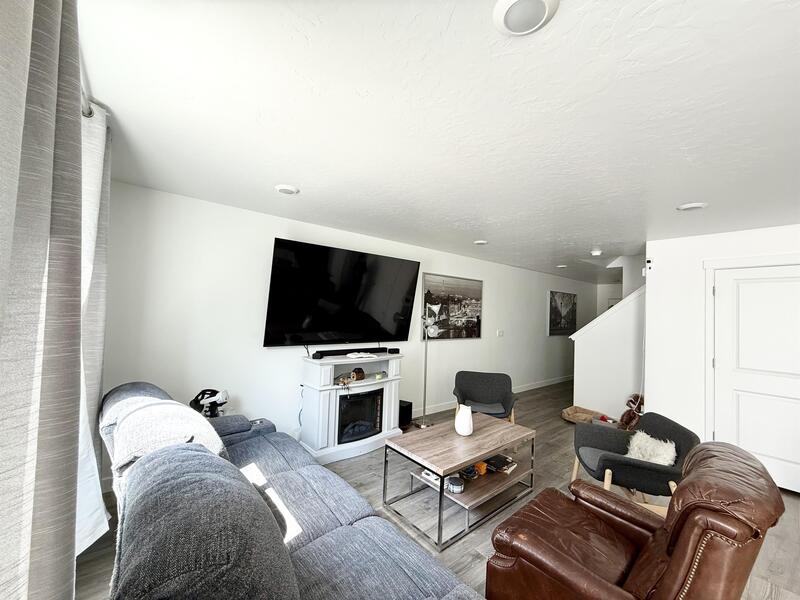 Main Rental Photo 5