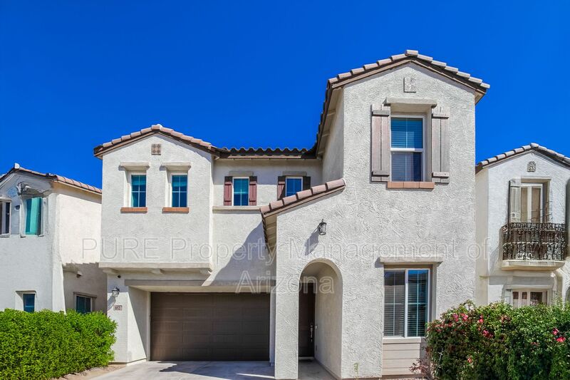 Chandler House: 852 W Park Ave