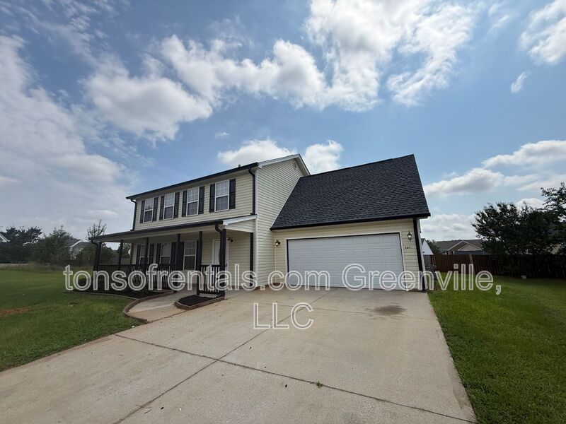 Duncan House: 151 Bellweather Drive