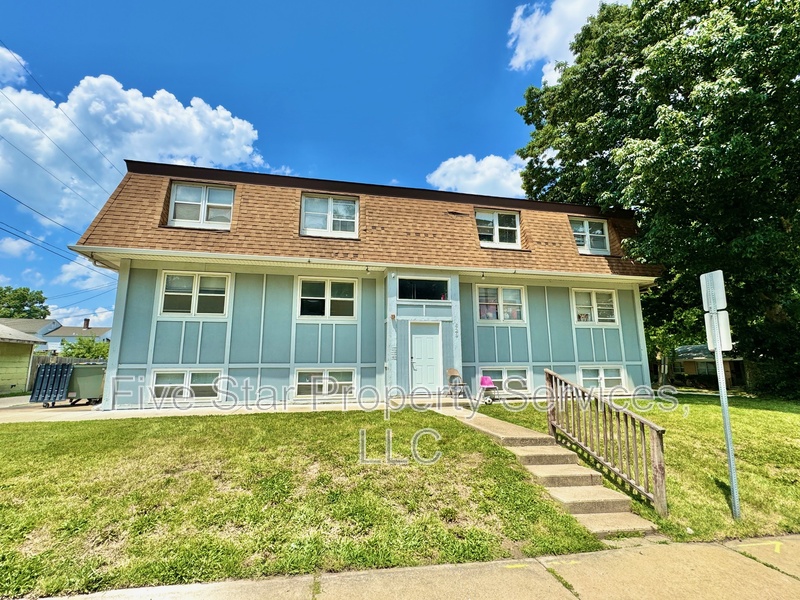 Springfield Condo: 629 W Washington St