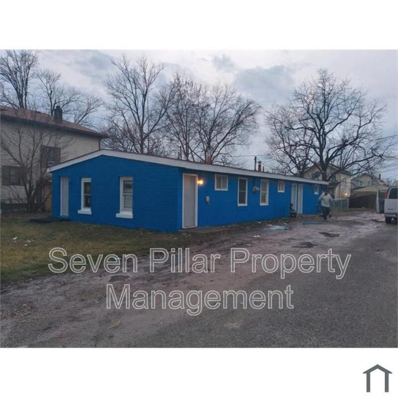 Columbus Townhome: 1629 Lexington Ave