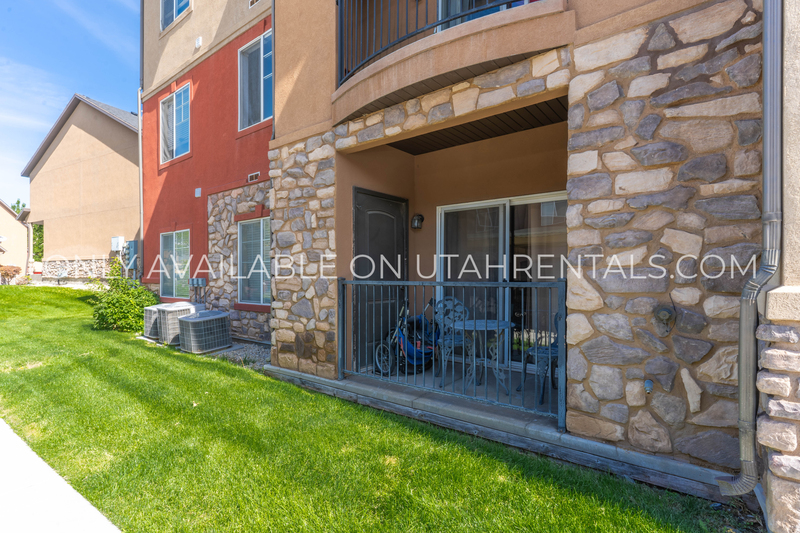 Pleasant Grove Condo: 343 S 790 W