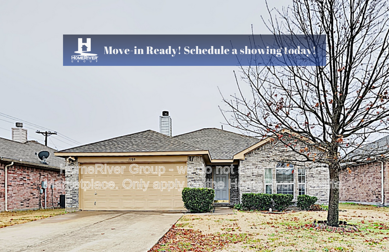 Royse City House: 1709 Sams Cir