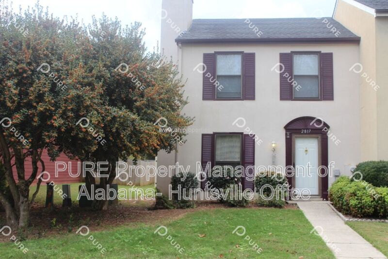 Huntsville House: 2817 Wynterhall Road SE