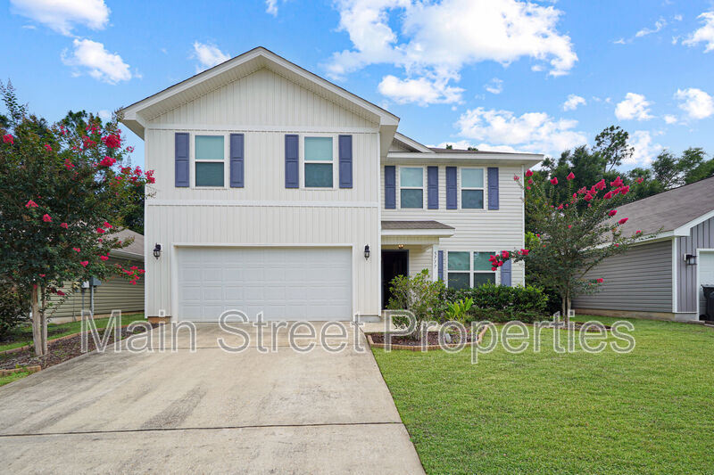 Pensacola House: 5777 Blackhorse Circle