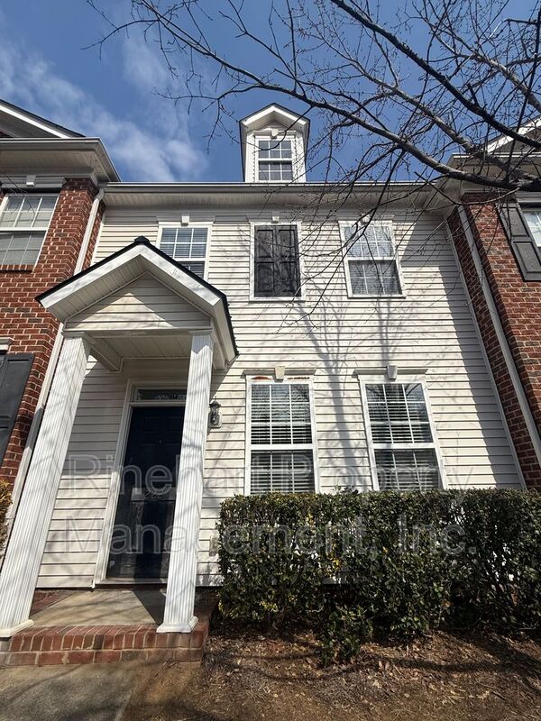 Fort Mill House: 222 Township Drive