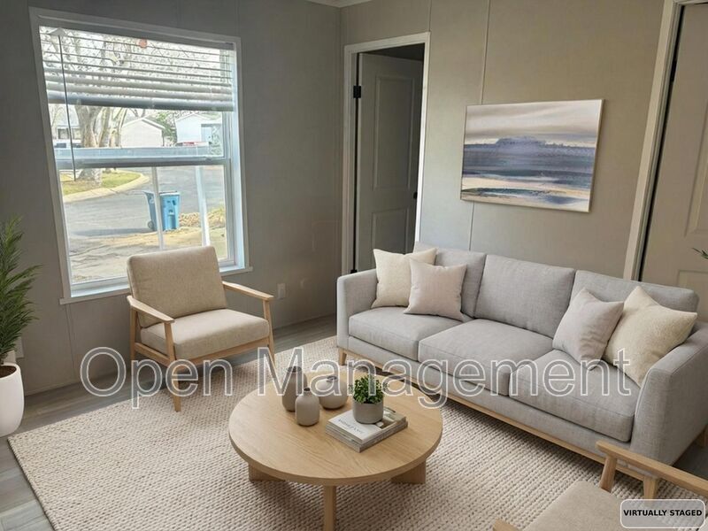 Nixa House: 16 English Village Park