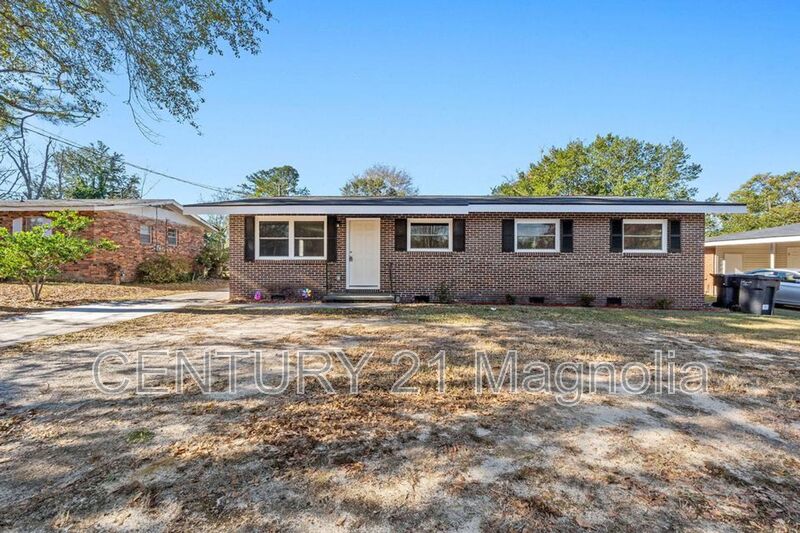 Augusta House: 1413 Springview Drive