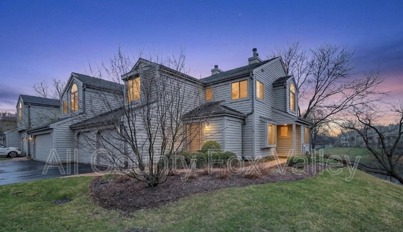 Main image for 962 Shoreline Road