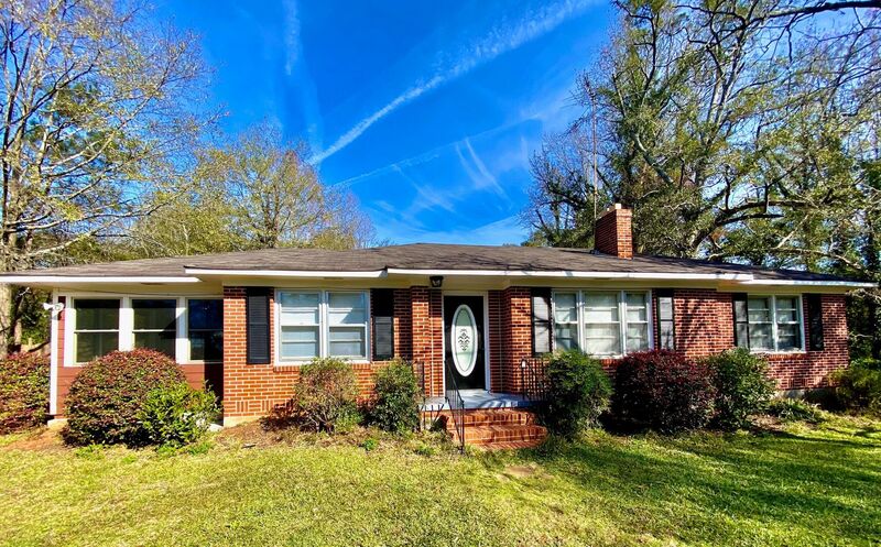 Watkinsville House: 3870 Hog Mountain Road