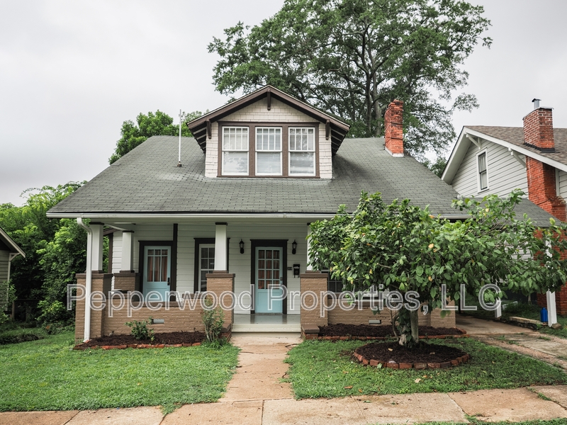 Spartanburg House: 318 Hydrick Street