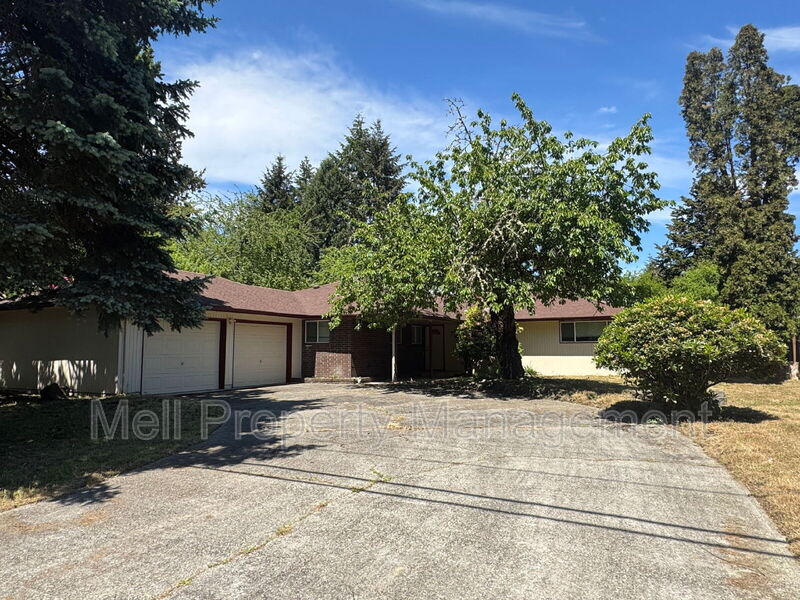 Olympia House: 7016 Husky Way SE