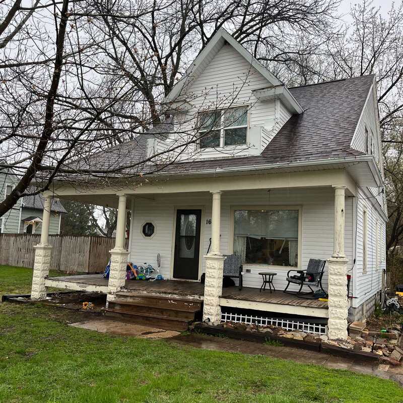 New London House: 1614 Division Street